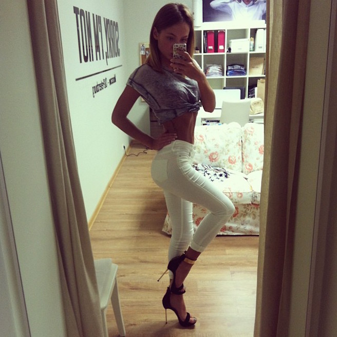 Markina-Instagirl-Instagram-Alexandra-Sasha-Markina-Russe-Russie-Model-Sexy-Jolie-Mannequin-bikini-effronte-01