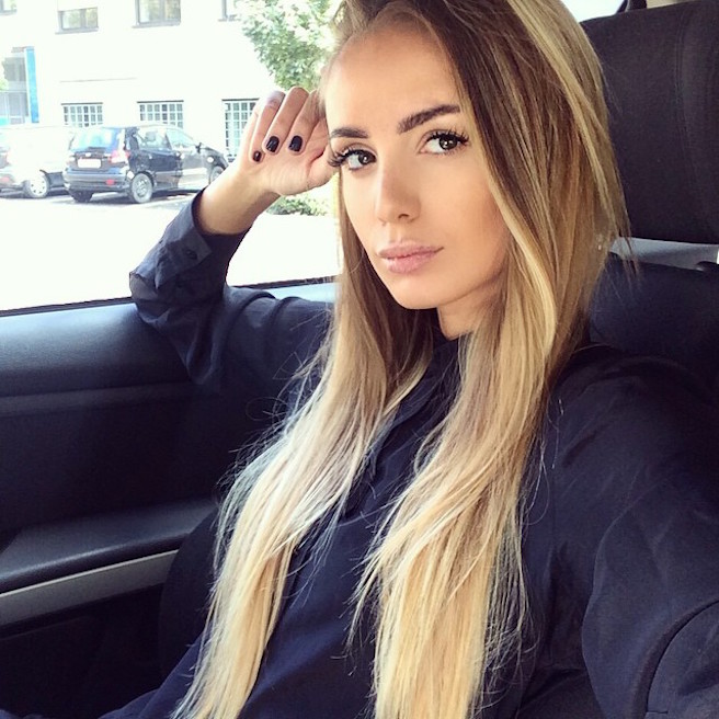 Tatjana Catic-Instagirl-Instagram-Sexy-Jolie-Blonde-Bikini-Serbe-Autrichienne-Blogueuse-Mannequin-Top-Model-09