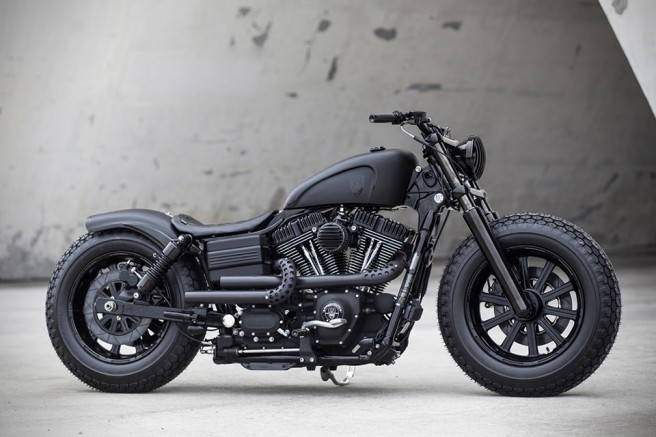 harley-davidson-2009-fat-bob-dyna-guerilla-par-rough-crafts-4