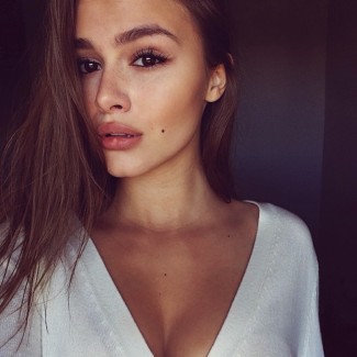 Celeste Desjardins | Insta'Girl #047 | Effronté