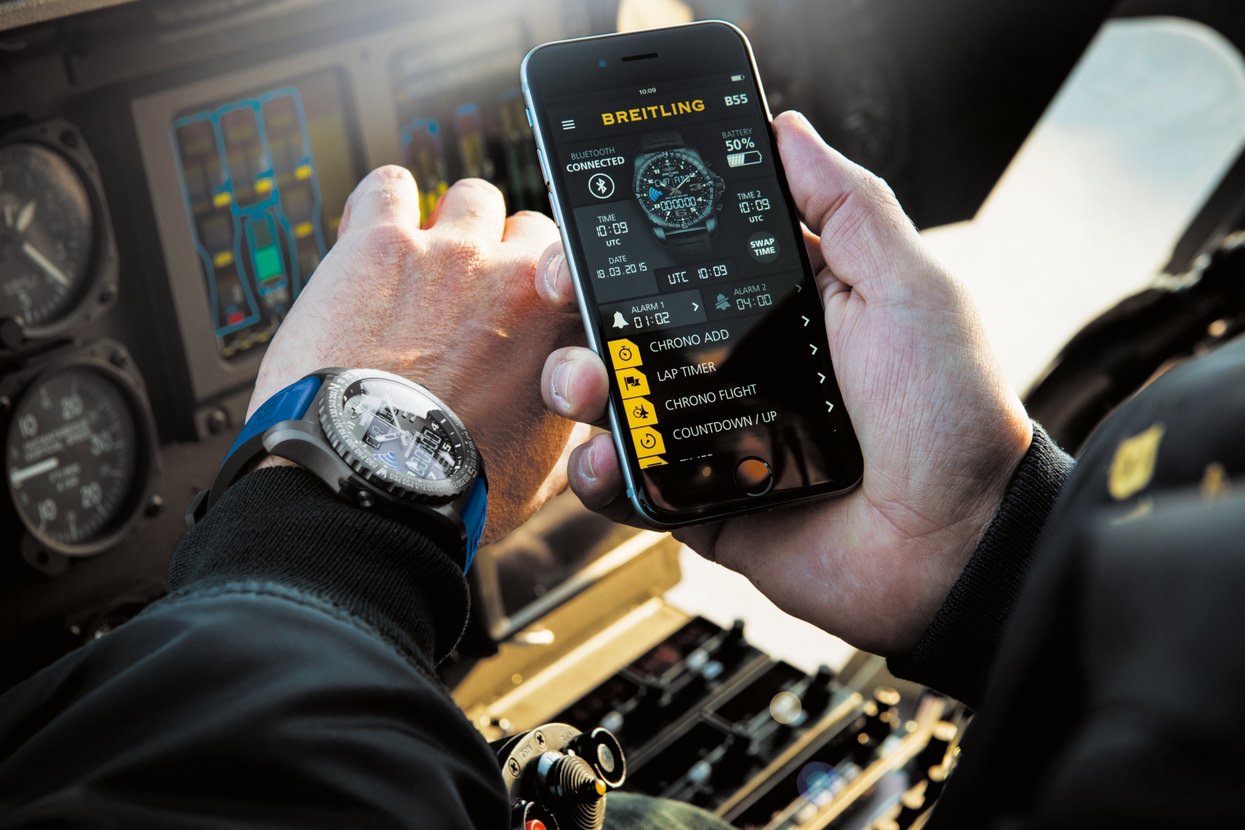 Breitling-B55-Connected-Breitling-Connectée-art-basel-innovation-montre-luxe-effronte-04