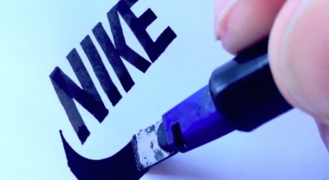 seb-lester-logo-main-levée-feutres-posca-peinture-encre-calligraphie-effronte