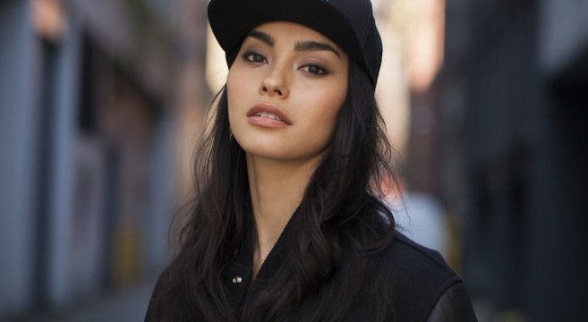 Adrianne Ho-Instagirl-Instagram-Sexy-Jolie-Fille-Brune-Chinoise-Française-Toronto-Mode-Mannequin-USA-Américiane-Sweat-The-Style-effronte-cover-02