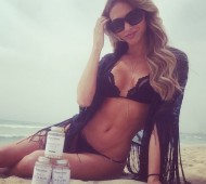 Ann Kathrin Brommel-Instagirl-Instagram-Sexy-Jolie-Fille-Blonde-Allemande-Allemagne-Mario-Gotze-Copine-Mannequin-Femme-Joueur-Foot-Bayern-Munich-effronte-05