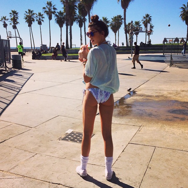 Raina Hein-Instagirl-Instagram-Sexy-Jolie-Fille-Brune-Sourire-Mode-Mannequin-Bikini-Los-Angeles-LA-USA-Américiane-To-Say-Goodbay-effronte-06