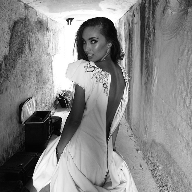 Chanel Stewart-Instagirl-Instagram-Sexy-Jolie-Canon-Fille-Femme-Brune-Mannequin-Mode-Australie-Los Angeles-effronte-01