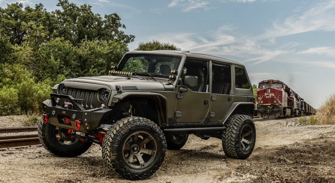 Jeep-Wrangler- Terminator-par-Starwood-Motors-préparé-custom-customisé-effronté-01