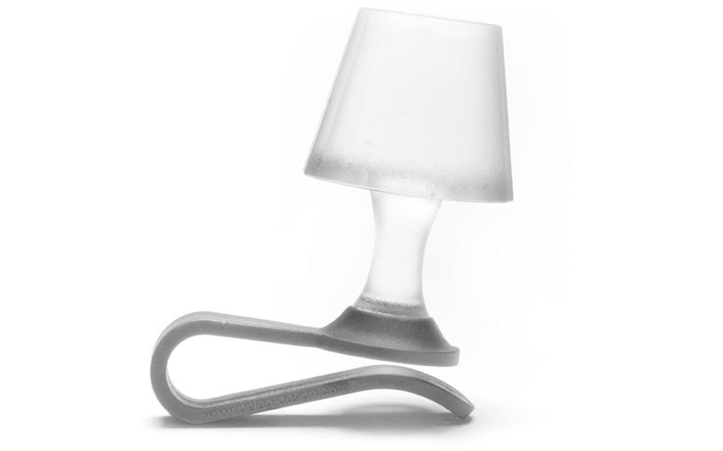 Lampe-Luma-Peleg-Design-Gadget-effronté-04