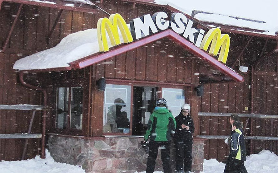 McSki-McDonald-sur-les-pistes-Pitéa-Suède-a-quand-en-France-effronté-01