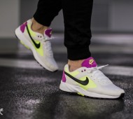 Nike Air ICARUS NSW 2016-Blanc-Volt-Fuchsia flash-Noir-réédition-running-retro-04