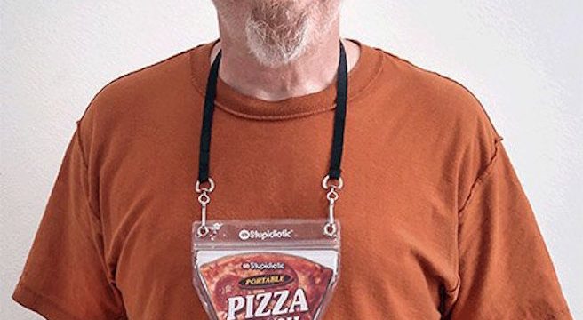 Et voila un collier poche à pizza ! WTF stupidiotic